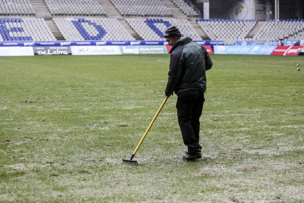 Estado del cesped del estadio Carlos Tartiere