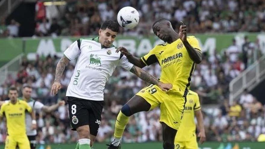 El Villarreal CF reacciona a tiempo e inicia LaLiga con un punto en Santander