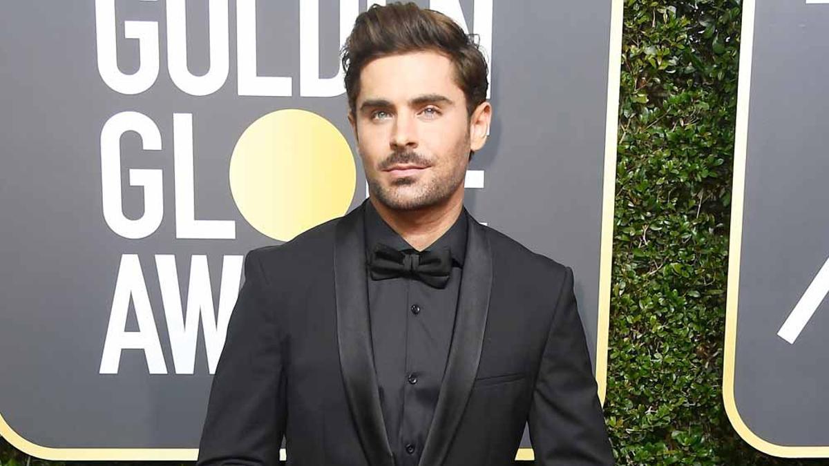 Zac Efron, total black en la alfombra roja de los Globos de Oro