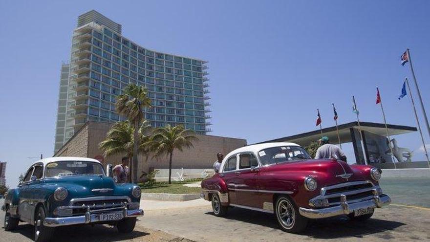 Empresas españolas en Cuba plantean medidas para evitar el castigo de EEUU