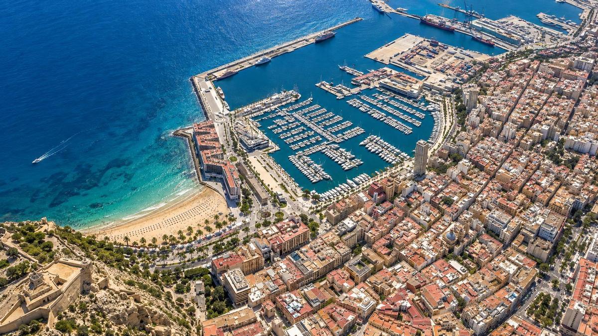 Alicante combina calidad de vida, servicios y conexión con el Mediterráneo