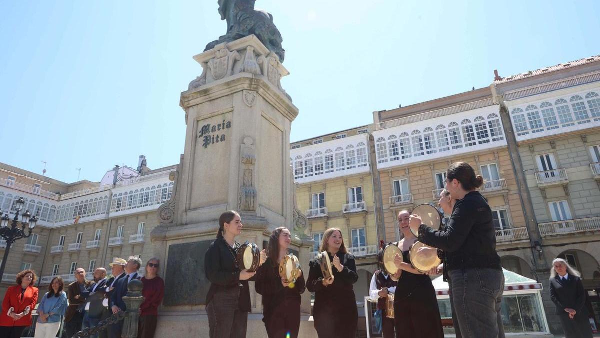 A Coruña rende homenaxe ás cantareiras para abrir os actos das Letras Galegas 2025