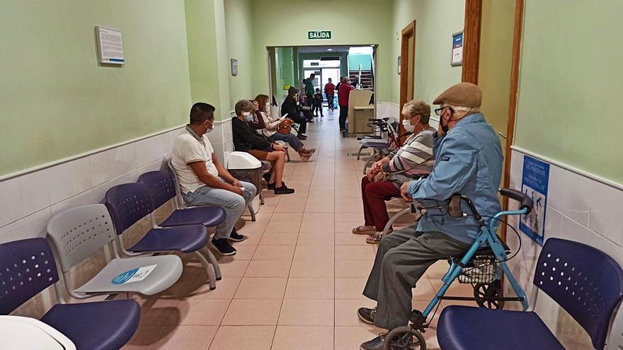 Torrevieja pasa a manos públicas con la peor ratio de médico por paciente