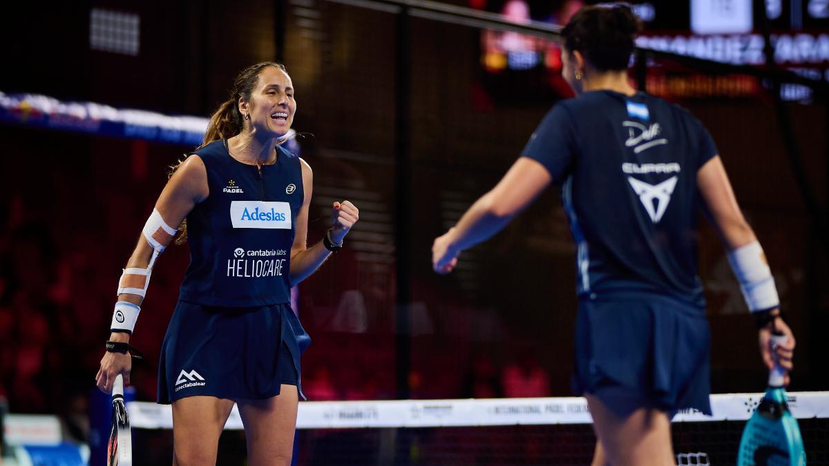 Gemma celebra con Delfi el pase a la final en Miami