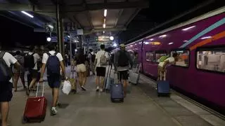La saturación del Eje Atlántico lleva a 630 viajeros al día al AVE
