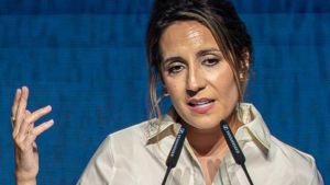 Ángela Banzas: La gallega que escriu amb Moleskine i playlists