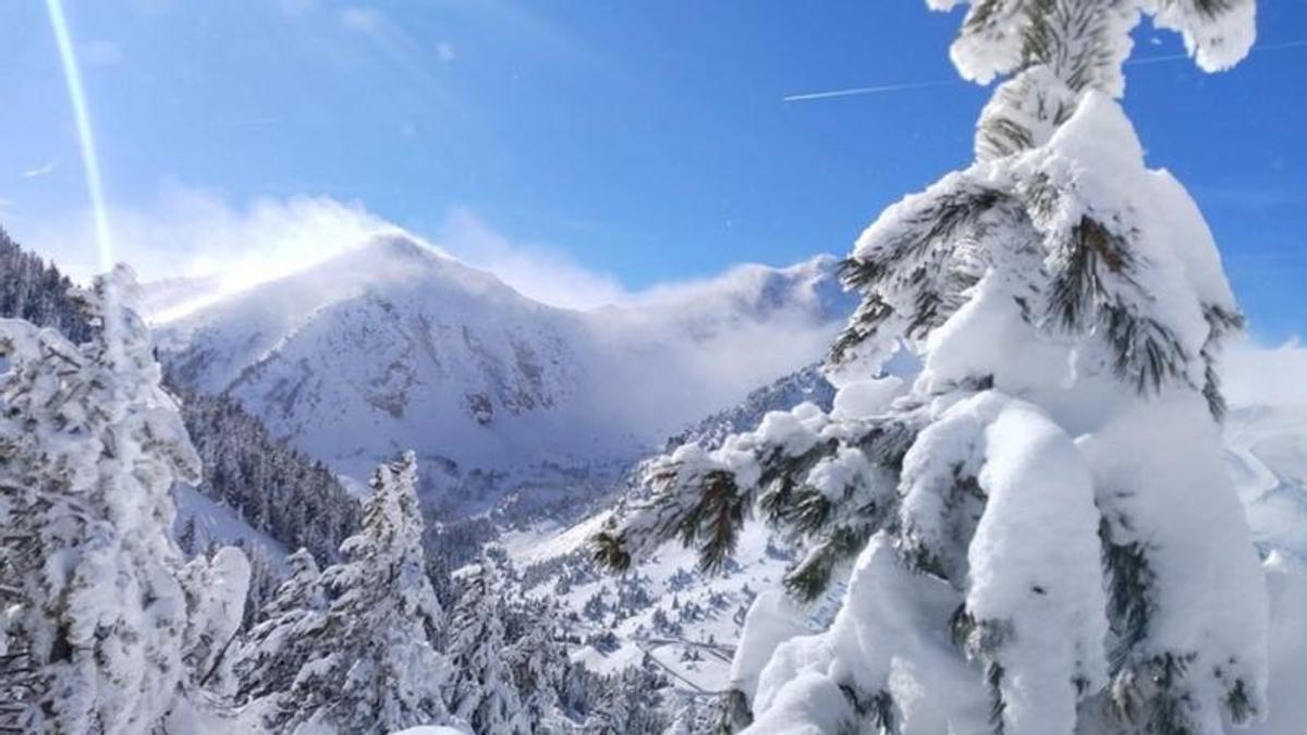El Pirineu carregat de neu aquest hivern