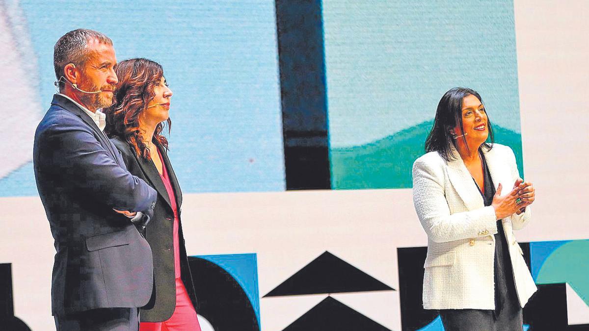 La consejera de Turismo de Tenerife, Dimple Melwani, en la convención.