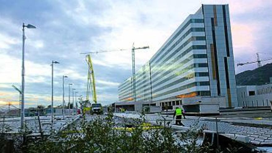 Obras del Hospital Universitario Central de Asturias (HUCA) en La Cadellada.