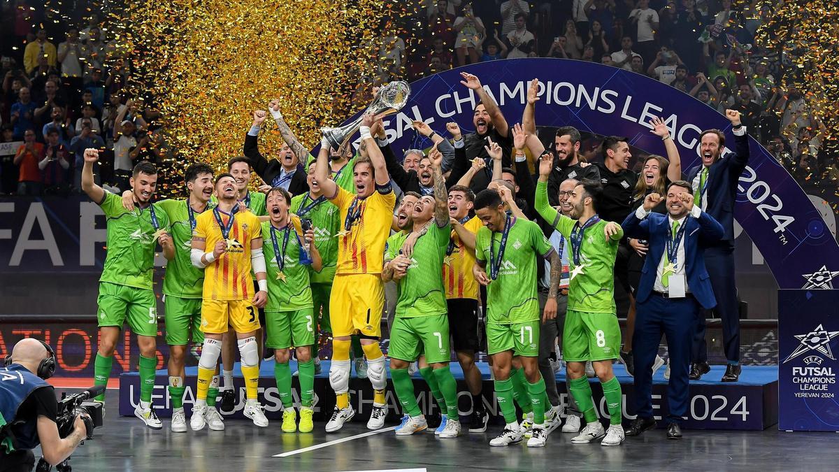 El Illes Balears Palma Futsal alza la Champions en Ereván.
