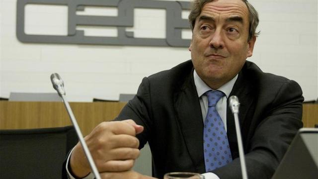 El presidente de la CEOE, Juan Rosell, en la rueda de prensa de este viernes.