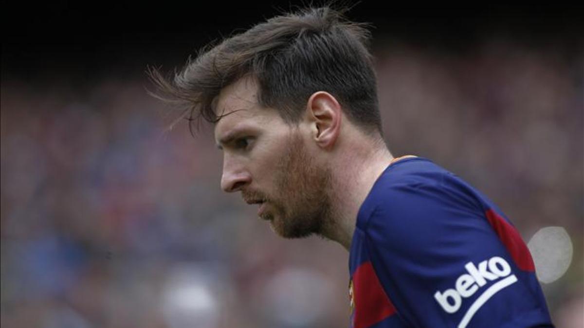 Leo Messi combina una barba pelirroja con un pelo castaño