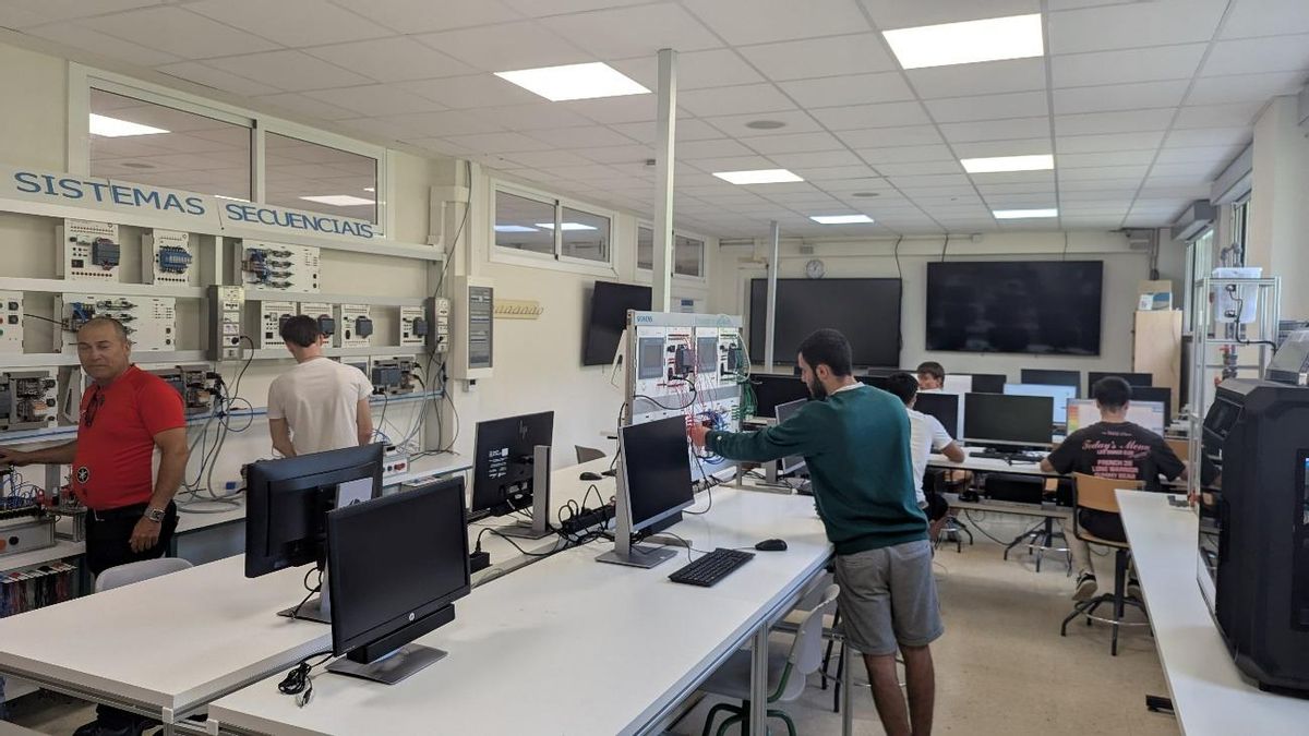 Alumnado na Aula 4.0.