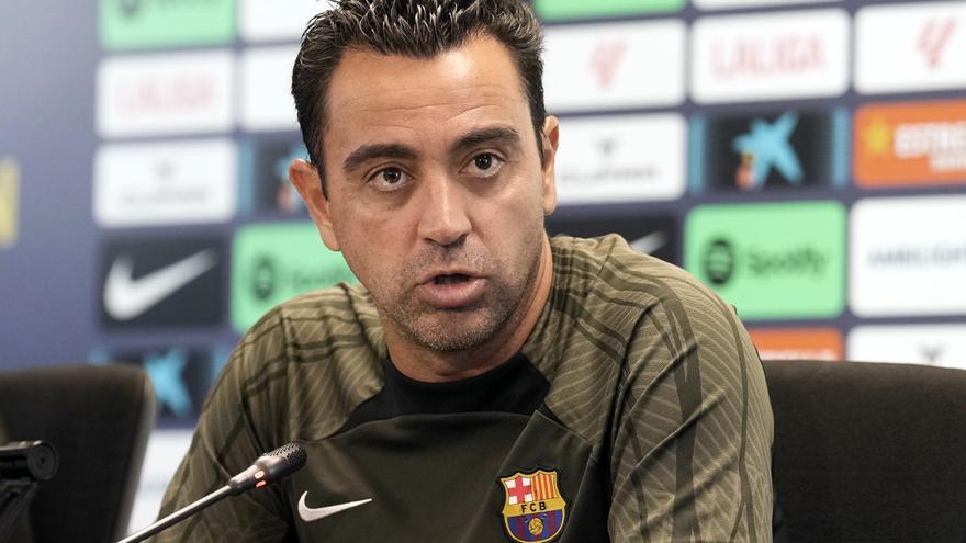 El Barça hace oficial la renovación de Xavi hasta 2025 más un año opcional