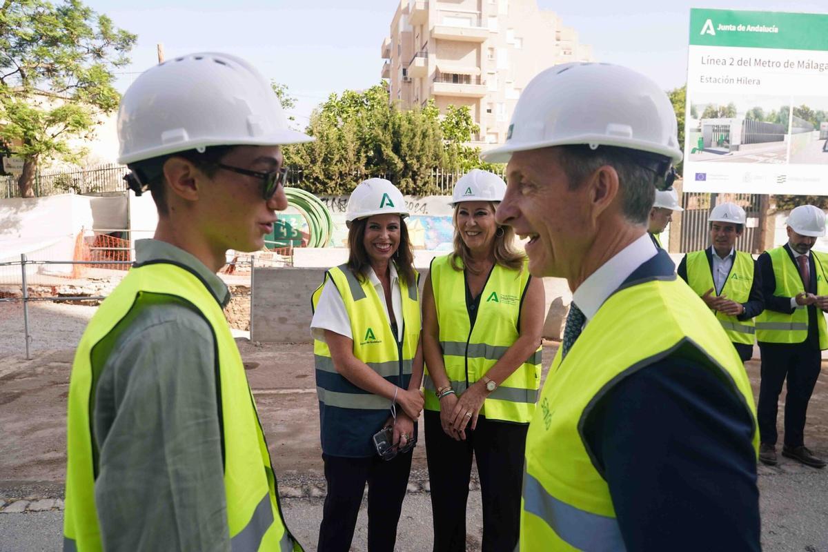 El presidente de la Junta de Andalucía, Juanma Moreno, preside el acto de inicio de obras de la línea 2 del metro de Málaga al Hospital Civil, en el tramo Hilera-Eugenio Gross