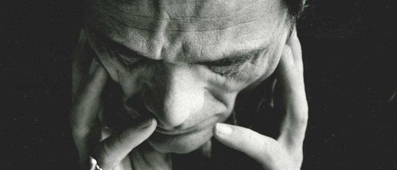 Professor, poeta, assagista, articulista, cineasta... Pasolini és una de les figures clau del passat segle XX.