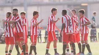 EN DIRECTO: Casas lo hace todo: provoca una roja y anota un golazo de falta para poner su segundo tanto del partido