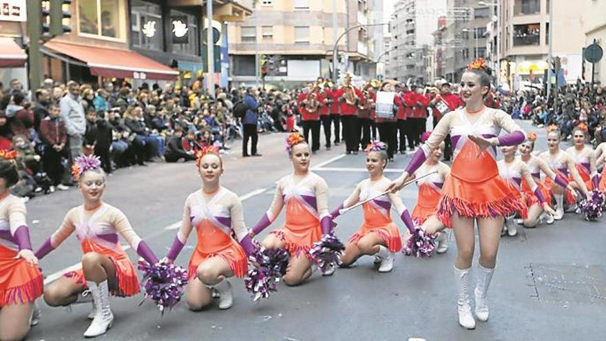 La fantasía se adueña de las calles en un espectacular Desfile de Animación