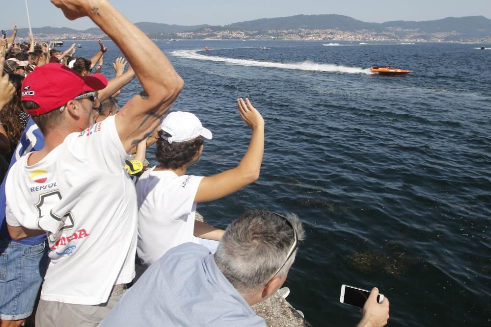 Las lanchas rugen en O Marisquiño 2017 en Vigo