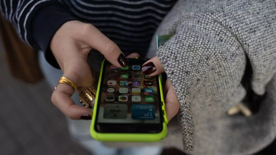 Catturano un uomo a Castellón che aveva finto il furto del suo cellulare: il trucco potrebbe costargli caro