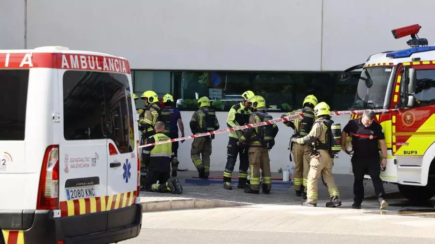 Hallan muerta a una paciente de Psiquiatría del hospital valenciano de La Fe tras un incendio provocado
