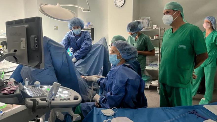 Ribera Hospital de Molina forma en ablación de miomas a especialistas DE Denia