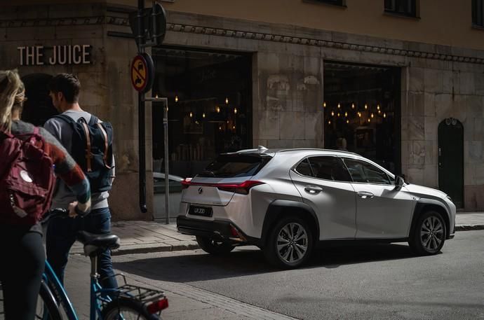 Lexus UX