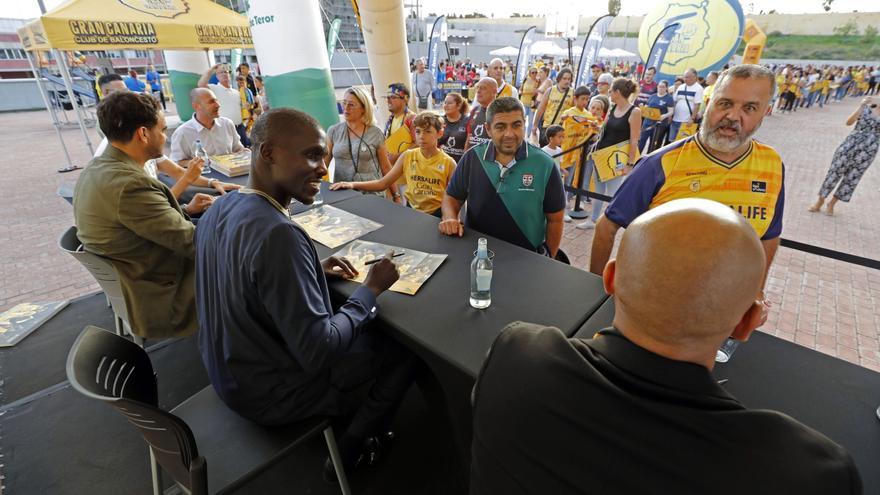 CB Gran Canaria-CB Canarias (70-86)