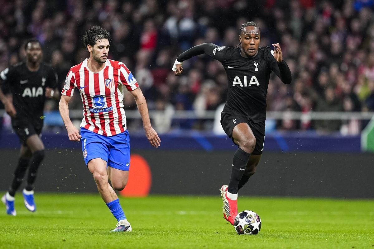 El Atlético de Madrid vence en la ida de los octavos de final de la Champions.