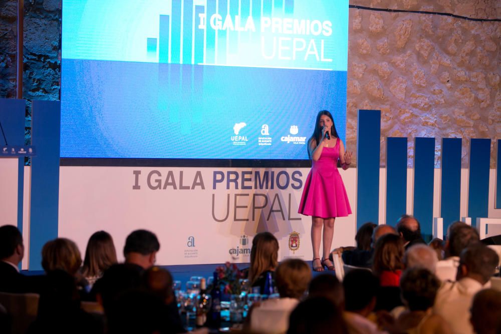La I Gala de Premios UEPAL escenifica la unidad empresarial de Alicante