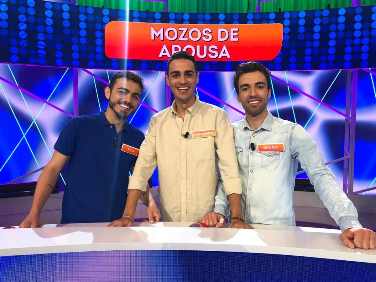 Los tres vilagarcianos se han convertido en estrellas de los concursos televisivos.
