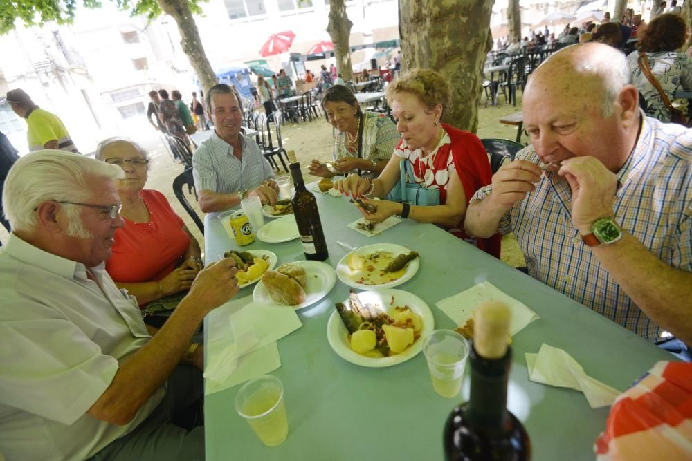 Buena acogida de la primera Festa Gastronómica da Emigración de Ponte Caldelas