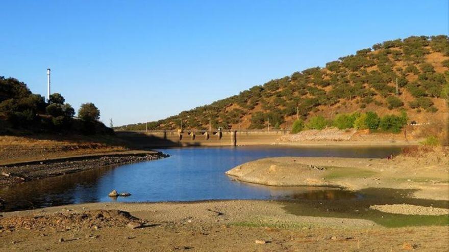 Tentudía solo tiene suministro de agua garantizado hasta agosto