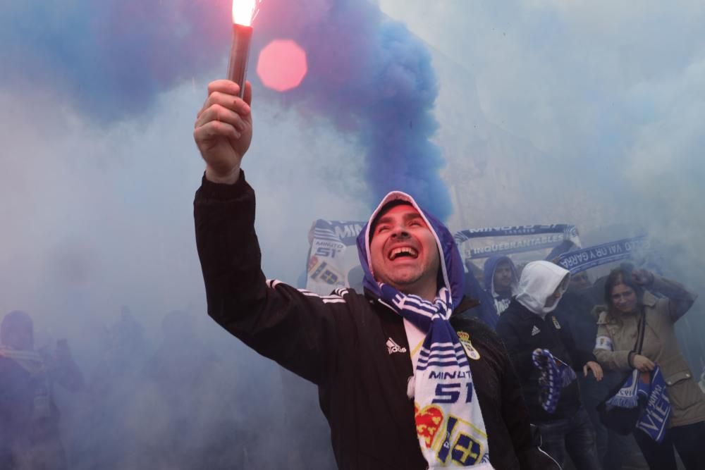 Llegada del Real Oviedo al Tartiere