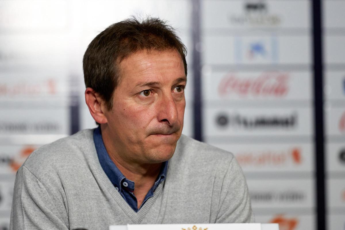 Luis Miguel Ramis (coach; Albacete BP) during the Spanish football of La Liga 123, match between CA Osasuna and Albacete BP at the Sadar stadium, in Pamplona (Navarra), Spain, on Saturday, April 27, 2019.