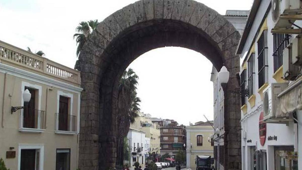 El Arco de Trajano de Mérida.