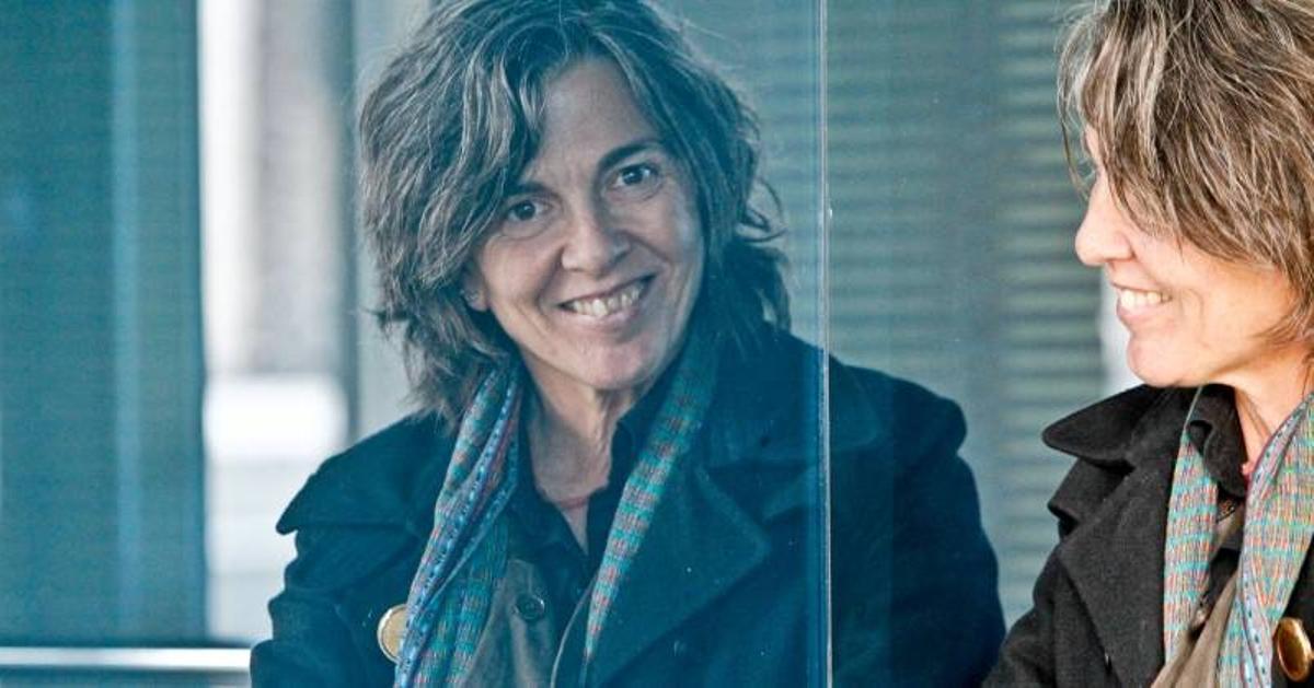 Flavia Company: "La autobiografía es la mentira que contamos a más gente"