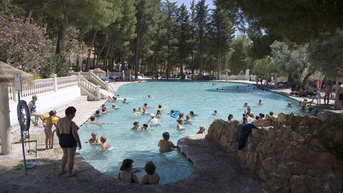 La piscina termal más grande de Andalucía está a dos horas de Málaga