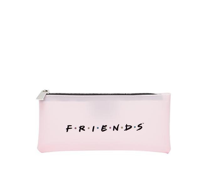 Estruche rosa de la colección de 'Friends' de Stradivarius