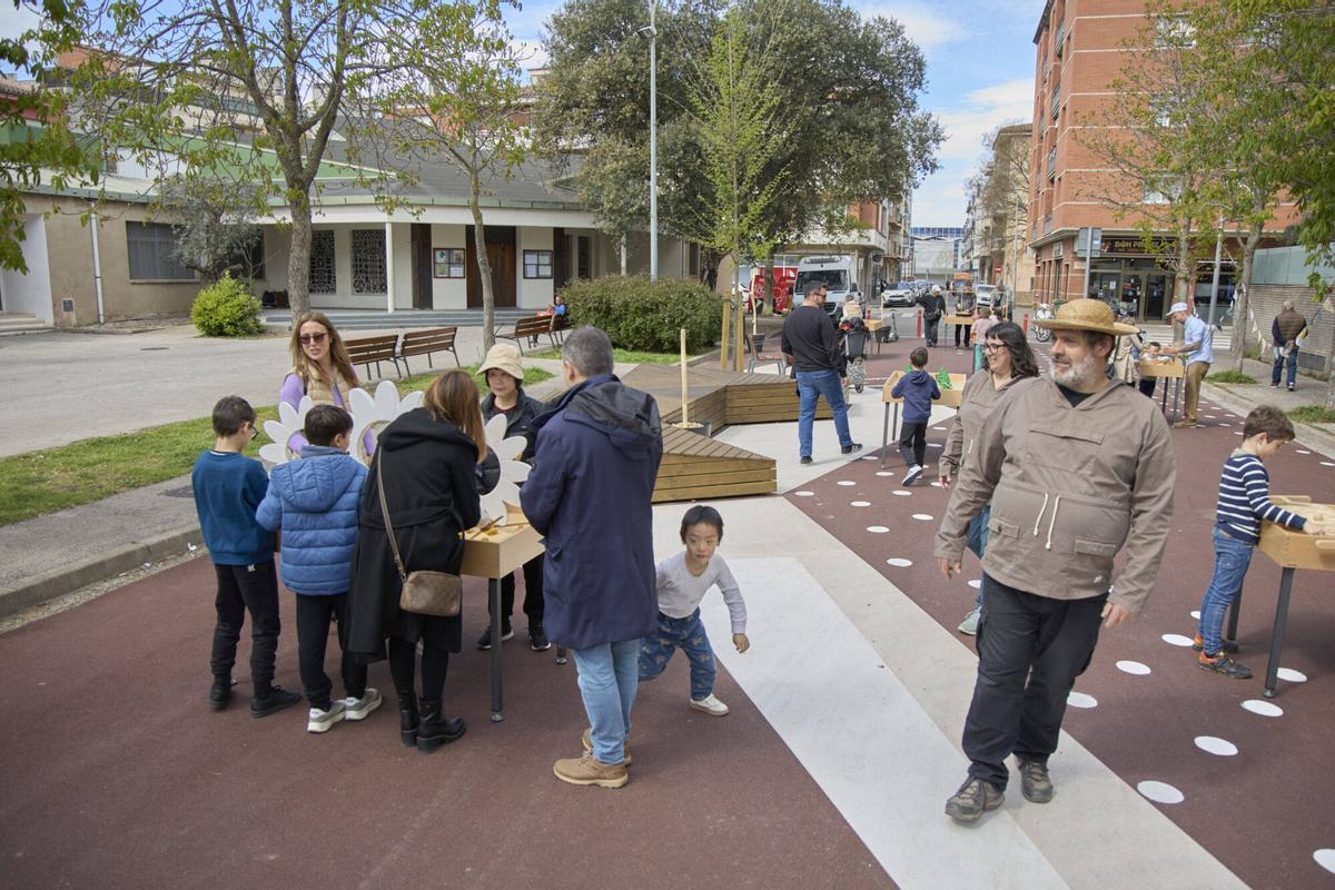 EN FOTOS: Inauguració de l'entorn pacificat de la parròquia de Sant Pau