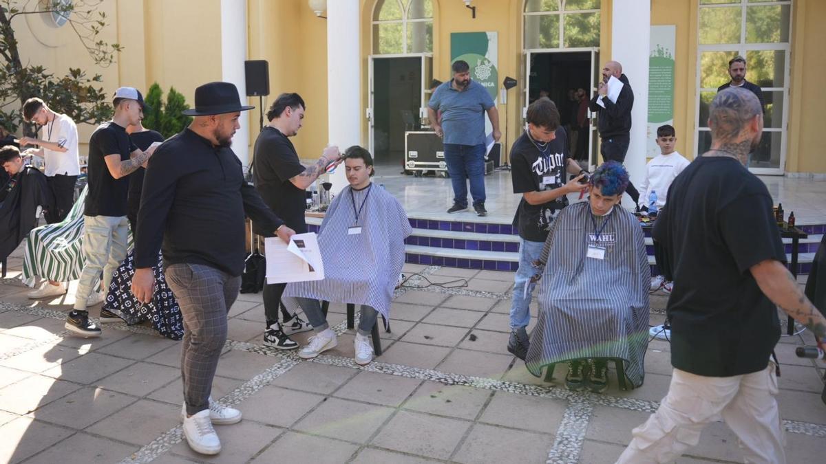 Campeonato de Peluquería celebrado este domingo en el Jardín Botánico de Córdoba.