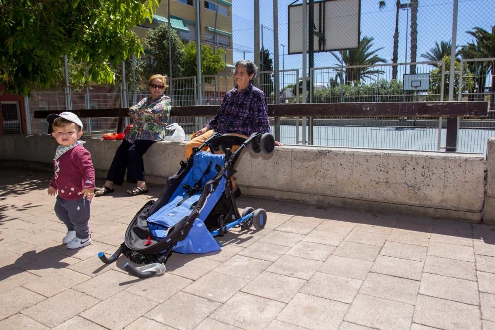 Quejas por la  Plaza Fester Paco Botella