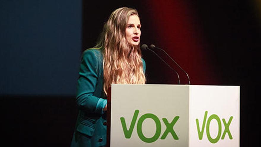 Malena Contestí deja sus cargos internos por los presuntos sueldos irregulares en Vox