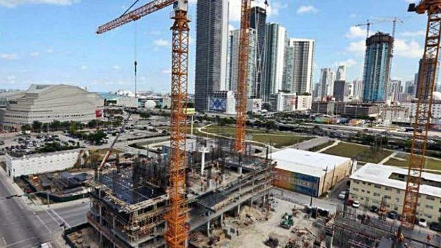 La inversió en el sector immobiliari comercial va créixer a Espanya el 2018.