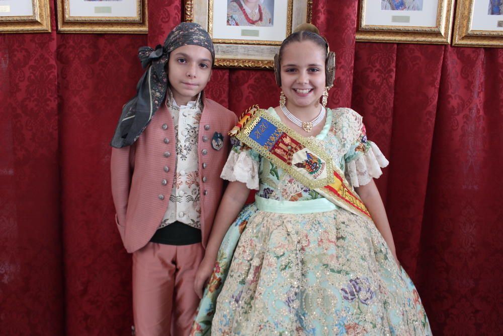 La "mini alfombra roja" de la exaltación de la fallera mayor infantil 2020