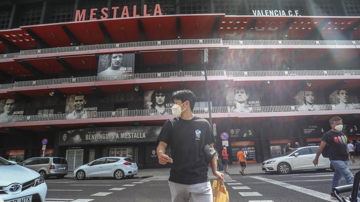 Kang In da la espalda a Mestalla