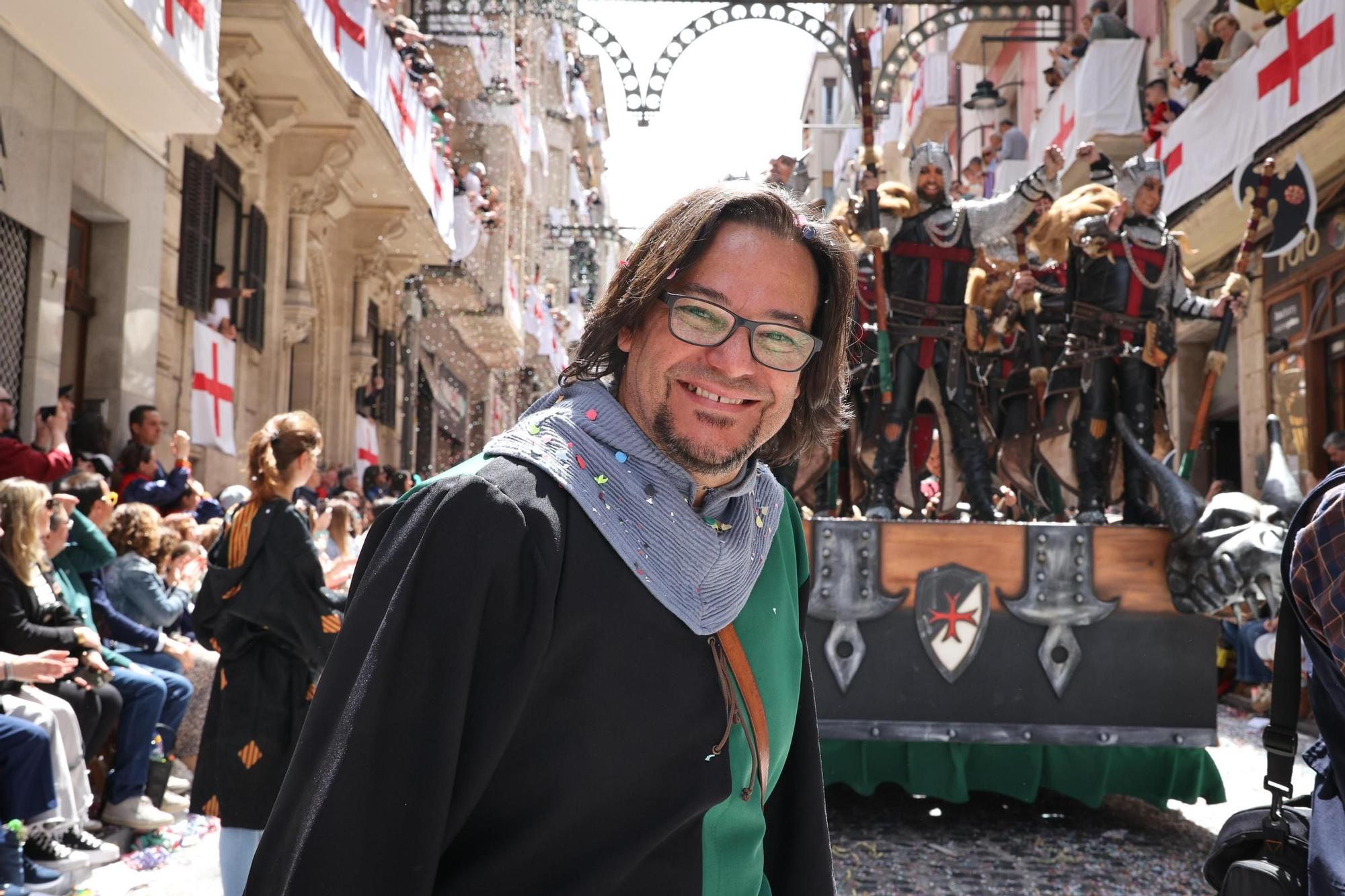 Gran afluencia de público en la Entrada Cristiana de Alcoy