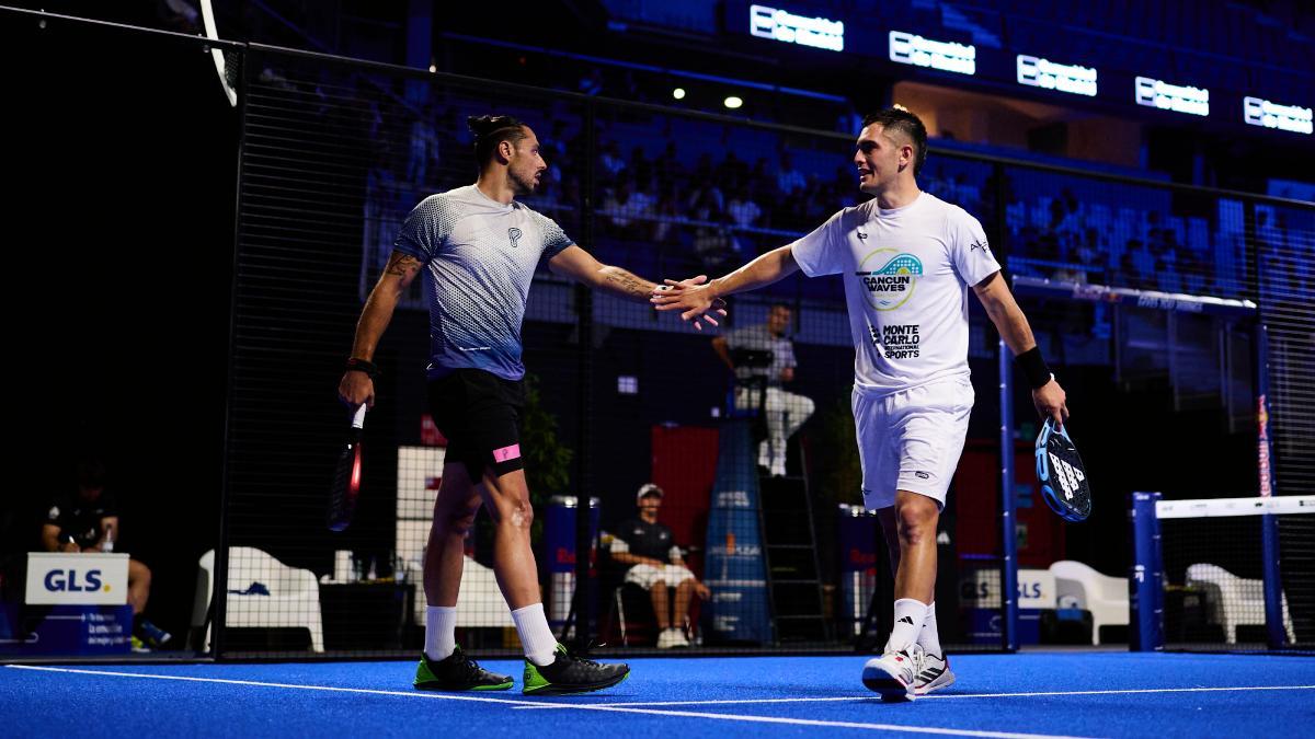 Lijó y Arce celebrando un punto en el P1 de Madrid