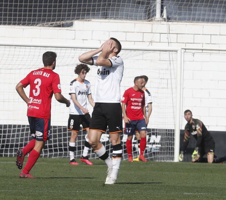 El Valencia Mestalla acaricia la remontada