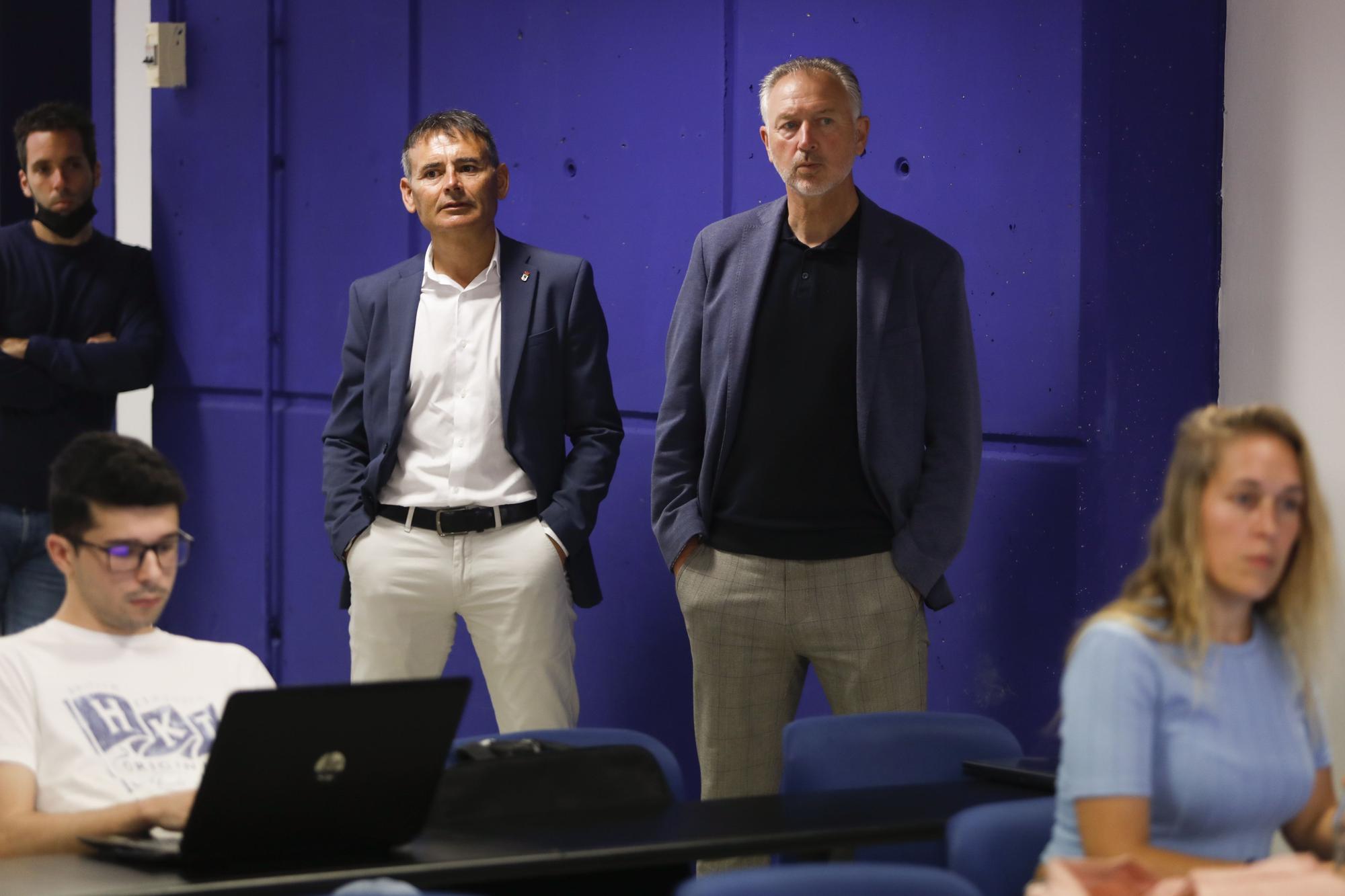 EN IMÁGENES: Presentación de Tito Blanco como nuevo director deportivo del Real Oviedo